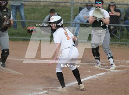 Thumbnail 1 in Fisher Catholic vs Amanda-Clearcreek photogallery.