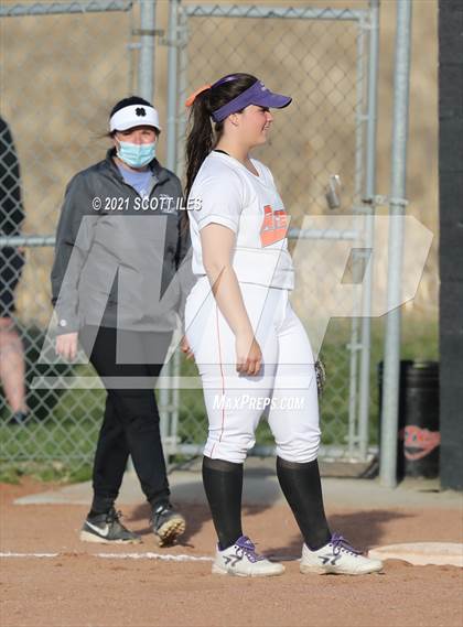 Thumbnail 2 in Fisher Catholic vs Amanda-Clearcreek photogallery.