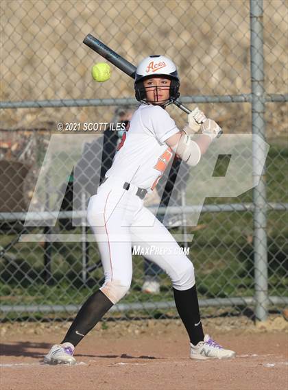 Thumbnail 1 in Fisher Catholic vs Amanda-Clearcreek photogallery.