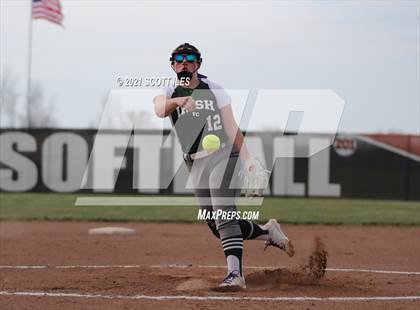 Thumbnail 1 in Fisher Catholic vs Amanda-Clearcreek photogallery.