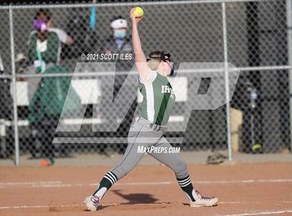 Thumbnail 3 in Fisher Catholic vs Amanda-Clearcreek photogallery.
