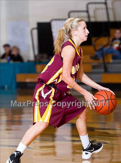 Thumbnail 1 in Deer Park vs Jay [John] (McDonald's Texas Invitational) photogallery.