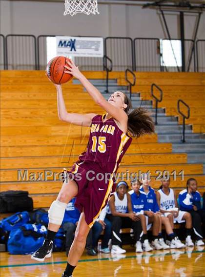 Thumbnail 3 in Deer Park vs Jay [John] (McDonald's Texas Invitational) photogallery.