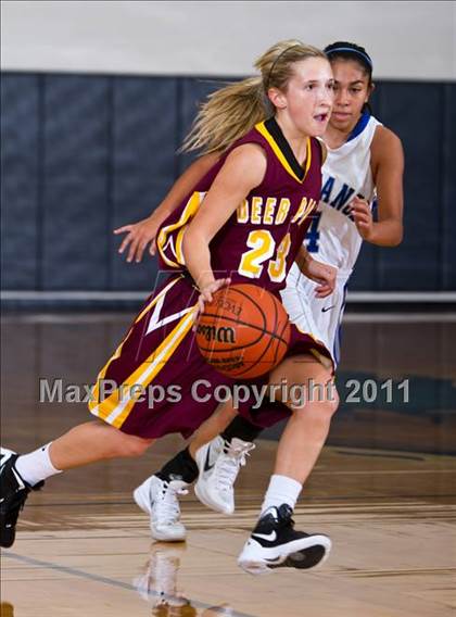 Thumbnail 1 in Deer Park vs Jay [John] (McDonald's Texas Invitational) photogallery.