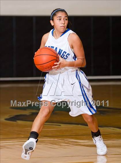Thumbnail 1 in Deer Park vs Jay [John] (McDonald's Texas Invitational) photogallery.