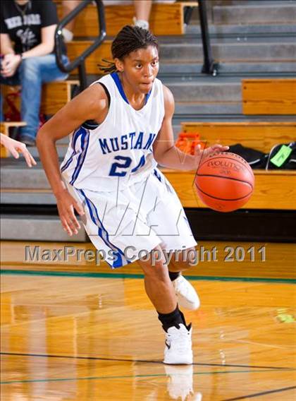 Thumbnail 3 in Deer Park vs Jay [John] (McDonald's Texas Invitational) photogallery.