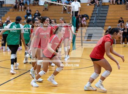 Thumbnail 1 in Hawaii Prep vs Konawaena photogallery.