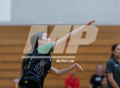Thumbnail 2 in Hawaii Prep vs Konawaena photogallery.