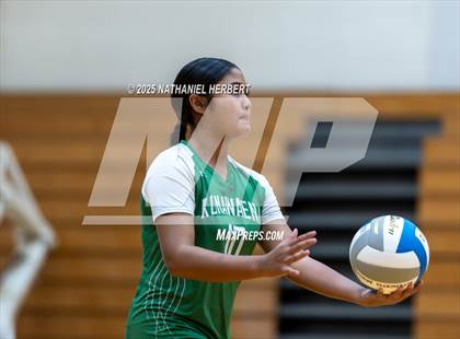 Thumbnail 2 in Hawaii Prep vs Konawaena photogallery.