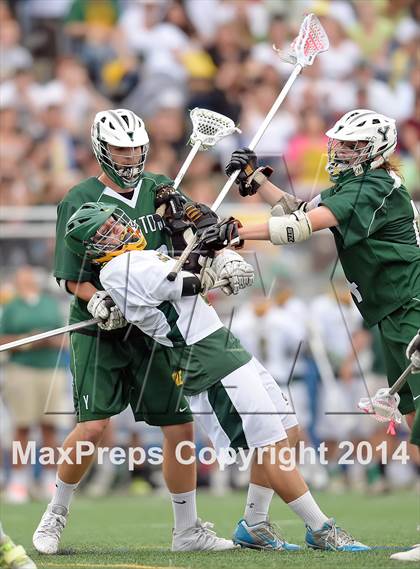 Thumbnail 1 in Yorktown vs. Lynbrook (NYSPHSAA Class B Semifinal) photogallery.