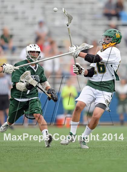 Thumbnail 3 in Yorktown vs. Lynbrook (NYSPHSAA Class B Semifinal) photogallery.