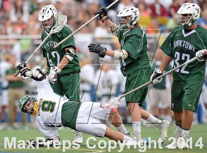 Thumbnail 2 in Yorktown vs. Lynbrook (NYSPHSAA Class B Semifinal) photogallery.
