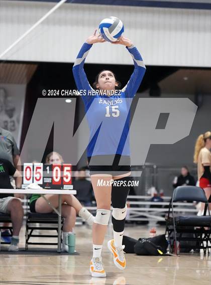 Thumbnail 2 in Caldwell vs. Cedar Creek (Legends Invitational) photogallery.