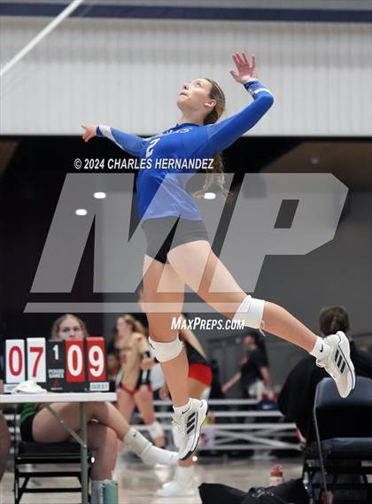 Thumbnail 3 in Caldwell vs. Cedar Creek (Legends Invitational) photogallery.