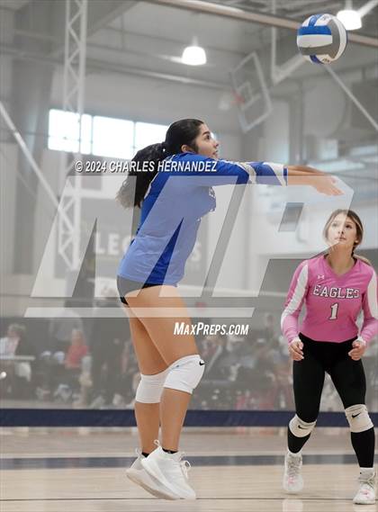 Thumbnail 2 in Caldwell vs. Cedar Creek (Legends Invitational) photogallery.