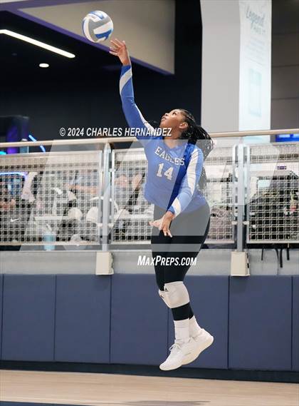 Thumbnail 3 in Caldwell vs. Cedar Creek (Legends Invitational) photogallery.