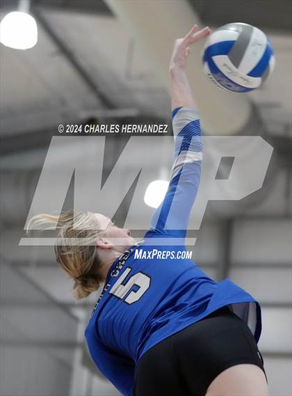 Thumbnail 1 in Caldwell vs. Cedar Creek (Legends Invitational) photogallery.