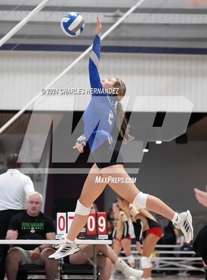 Thumbnail 2 in Caldwell vs. Cedar Creek (Legends Invitational) photogallery.