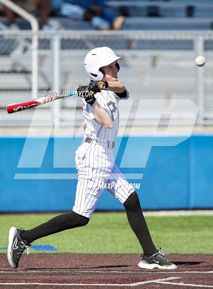 Thumbnail 3 in Peaster vs Arlington Heights (Weatherford JV Tournament) photogallery.
