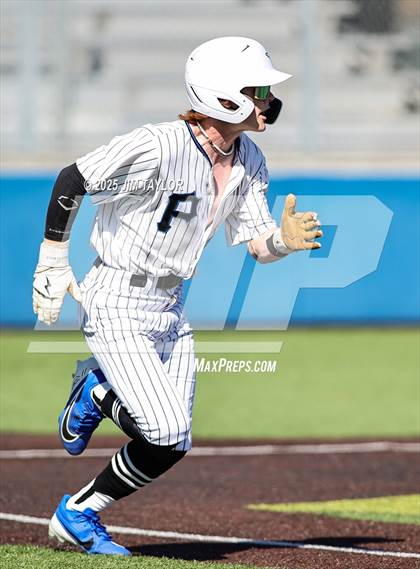 Thumbnail 3 in Peaster vs Arlington Heights (Weatherford JV Tournament) photogallery.