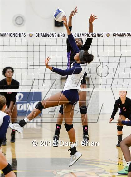 Thumbnail 2 in Desert vs. Summit (CIF SS D4A Final) photogallery.