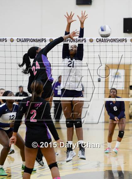 Thumbnail 1 in Desert vs. Summit (CIF SS D4A Final) photogallery.