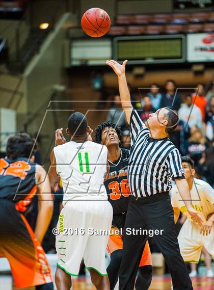 Thumbnail 2 in Roosevelt vs. Selma (CIF CS D3 Final) photogallery.