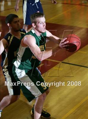 Thumbnail 3 in Desert Vista vs. Santa Rita (MaxPreps Holiday Classic) photogallery.
