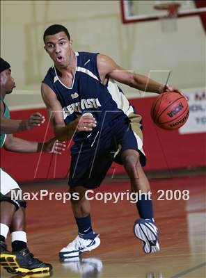 Thumbnail 2 in Desert Vista vs. Santa Rita (MaxPreps Holiday Classic) photogallery.