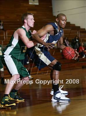 Thumbnail 2 in Desert Vista vs. Santa Rita (MaxPreps Holiday Classic) photogallery.