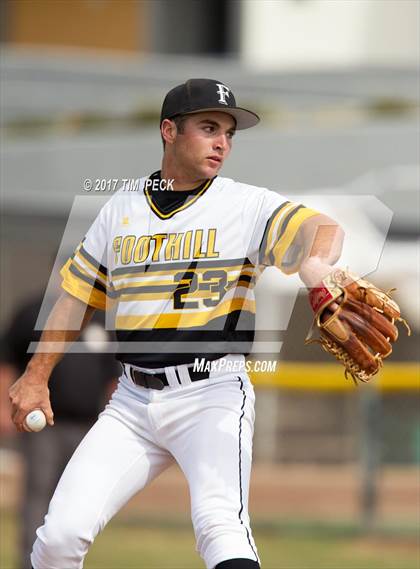 Thumbnail 1 in El Modena @ Foothill photogallery.