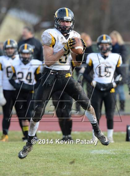 Thumbnail 3 in Amity Regional @ North Haven photogallery.