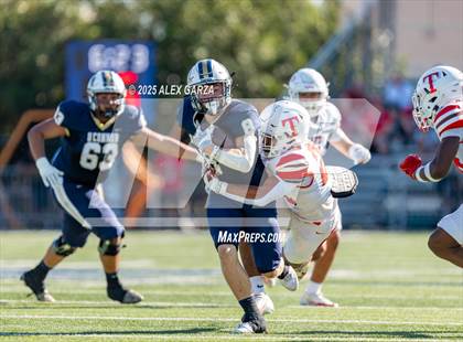 Thumbnail 1 in Taft @ O'Connor (Senior day) photogallery.