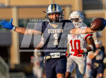 Thumbnail 2 in Taft @ O'Connor (Senior day) photogallery.