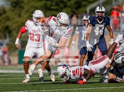 Thumbnail 2 in Taft @ O'Connor (Senior day) photogallery.