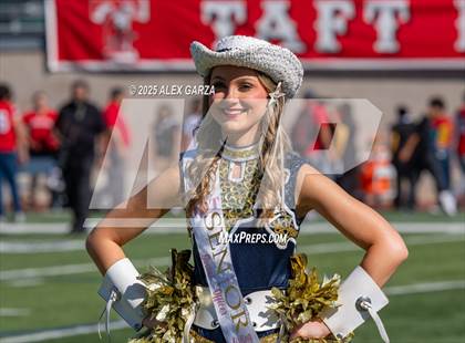 Thumbnail 3 in Taft @ O'Connor (Senior day) photogallery.