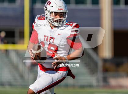 Thumbnail 3 in Taft @ O'Connor (Senior day) photogallery.