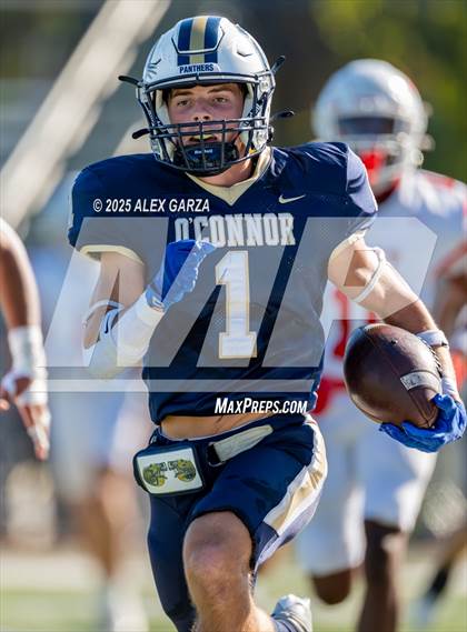 Thumbnail 1 in Taft @ O'Connor (Senior day) photogallery.