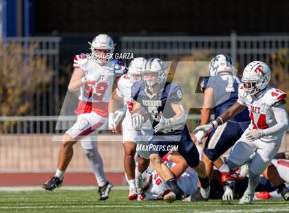 Thumbnail 3 in Taft @ O'Connor (Senior day) photogallery.