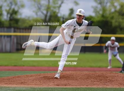 Thumbnail 1 in Patchogue-Medford vs Longwood (NYSPHSAA AAA Round 2) photogallery.