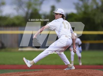 Thumbnail 2 in Patchogue-Medford vs Longwood (NYSPHSAA AAA Round 2) photogallery.
