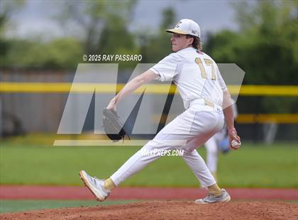 Thumbnail 3 in Patchogue-Medford vs Longwood (NYSPHSAA AAA Round 2) photogallery.