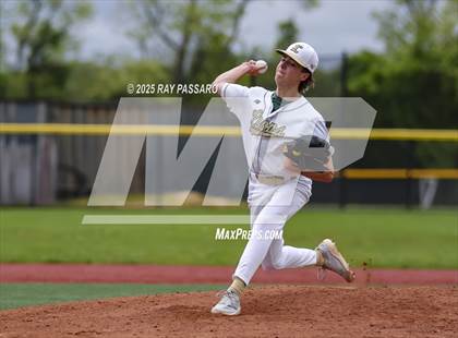 Thumbnail 2 in Patchogue-Medford vs Longwood (NYSPHSAA AAA Round 2) photogallery.