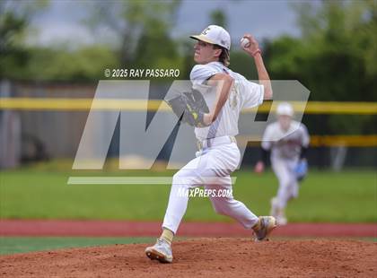 Thumbnail 2 in Patchogue-Medford vs Longwood (NYSPHSAA AAA Round 2) photogallery.