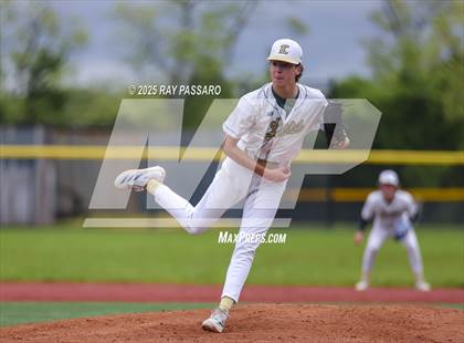 Thumbnail 2 in Patchogue-Medford vs Longwood (NYSPHSAA AAA Round 2) photogallery.