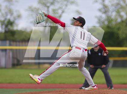 Thumbnail 1 in Patchogue-Medford vs Longwood (NYSPHSAA AAA Round 2) photogallery.