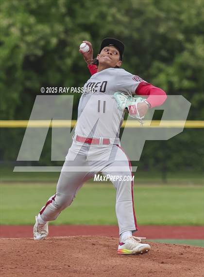 Thumbnail 1 in Patchogue-Medford vs Longwood (NYSPHSAA AAA Round 2) photogallery.