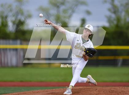 Thumbnail 1 in Patchogue-Medford vs Longwood (NYSPHSAA AAA Round 2) photogallery.