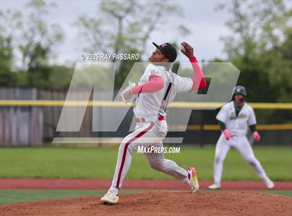 Thumbnail 2 in Patchogue-Medford vs Longwood (NYSPHSAA AAA Round 2) photogallery.