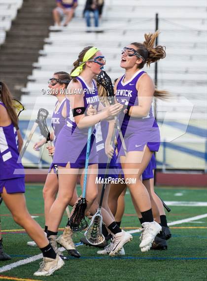 Thumbnail 1 in Warwick  vs Minisink Valley (Section 9 Class B Final) photogallery.